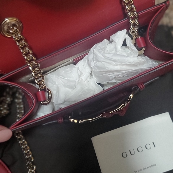 Gucci - Picture 3 of 5